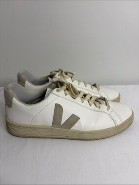 Veja Urca Sneakers Mens 12.5 White Vegan Leather Low Top Running Shoes